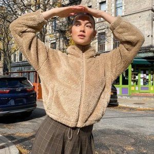 Aritzia Sunday Best Teddy Fleece Mock Neck Zip-up